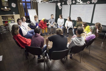 Клуб «Пилигримия»: Тренинг общения для подростков «Основы конструктивного разговора»