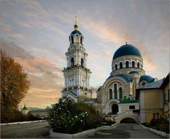 Экскурсионно-паломническая поездка в Калужскую Свято-Тихонову Пустынь