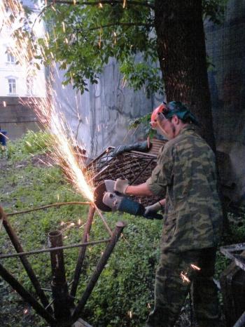 «РеставросЪ» Продолжаются работы в храме Живоначальной Троицы на Грязех